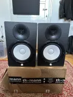 YAMAHA HS8 pár