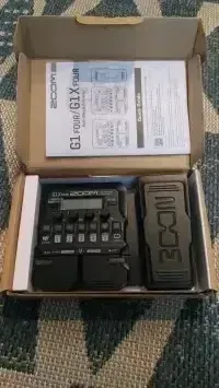 Zoom G1x Four