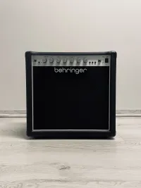 Behringer HA-40R 40W Behringer HA-40R 40W