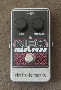 Electro Harmonix Neo Mistress flanger Efektový pedál - Geröly Szabolcs [Today, 3:43 pm]