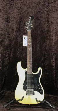 Fender Contemporary Deluxe Stratocaster E series MIJ 1984 E-Gitarre - Vintage52 Hangszerbolt és szerviz [Today, 11:37 am]
