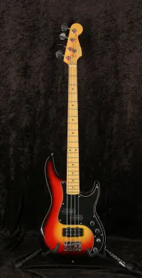 Fender Deluxe Precision Bass 1995 Fender Deluxe Precision Bass 1995