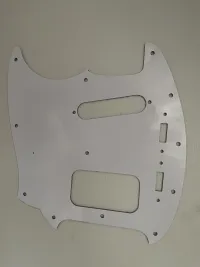 Squier Mustang H-S Picguard - Apollo123 [January 24, 2026, 1:18 pm]