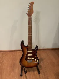 Sire Larry Carlton S7