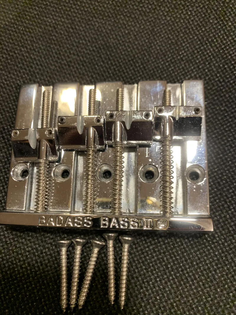 Badass II Basszusgitár húrláb Badass II Basszusgitár húrláb