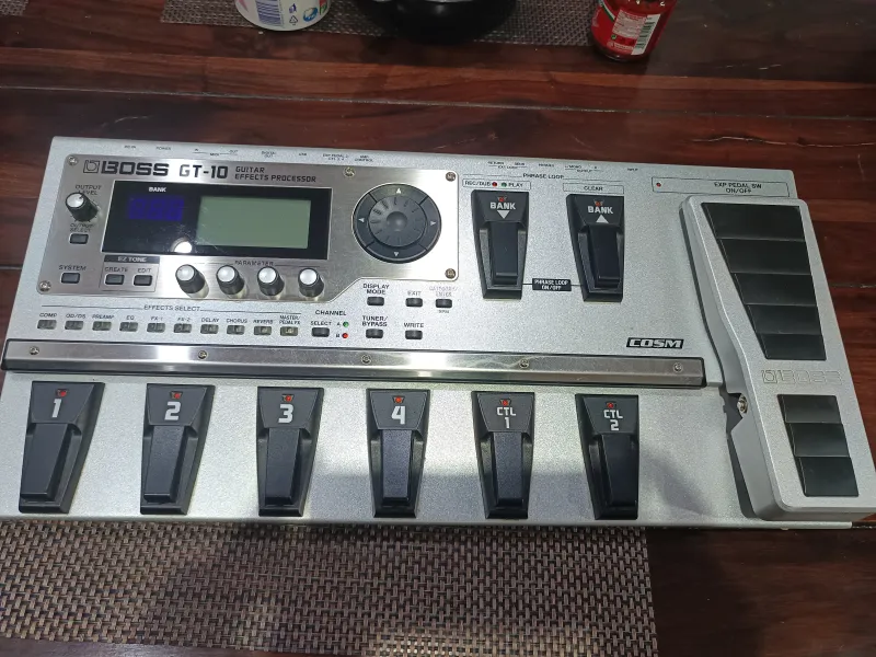 BOSS Gt10 Multieffekt BOSS Gt10 Multieffekt