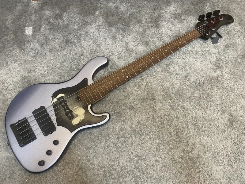 Cort GB 35a Basszusgitár 5 húros Cort GB 35a Basszusgitár 5 húros
