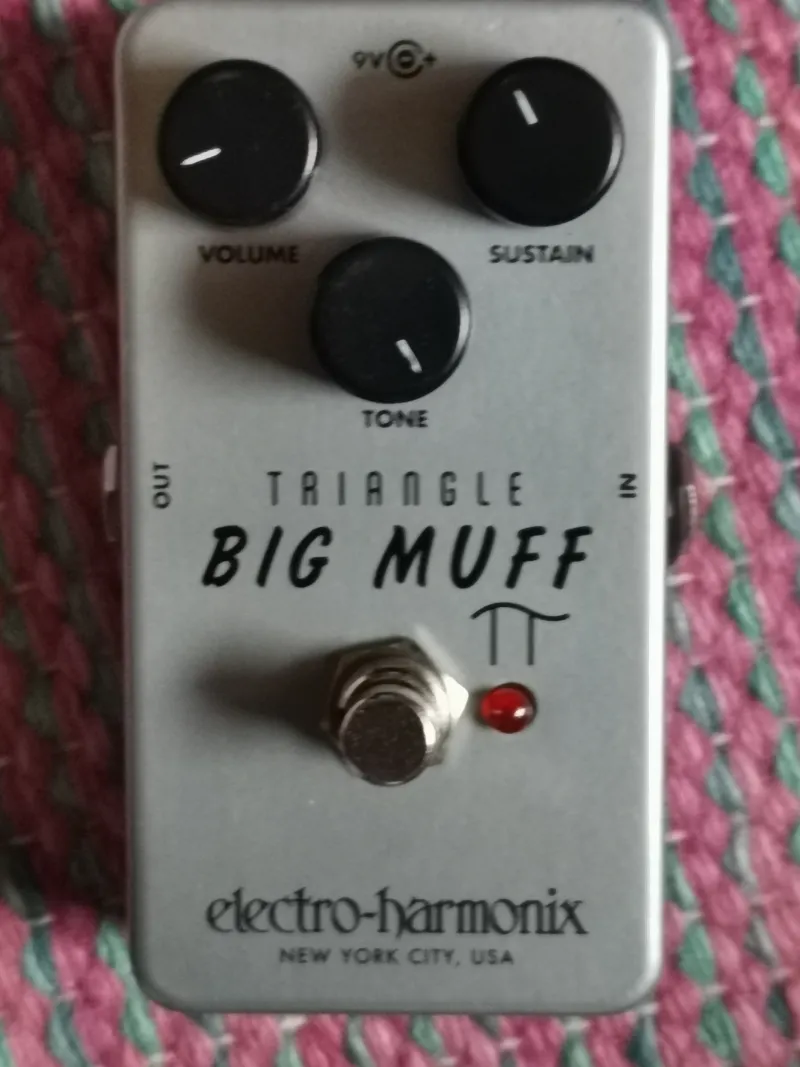 Electro-Harmonix Big Muff triangle Pedál Electro-Harmonix Big Muff triangle Pedál