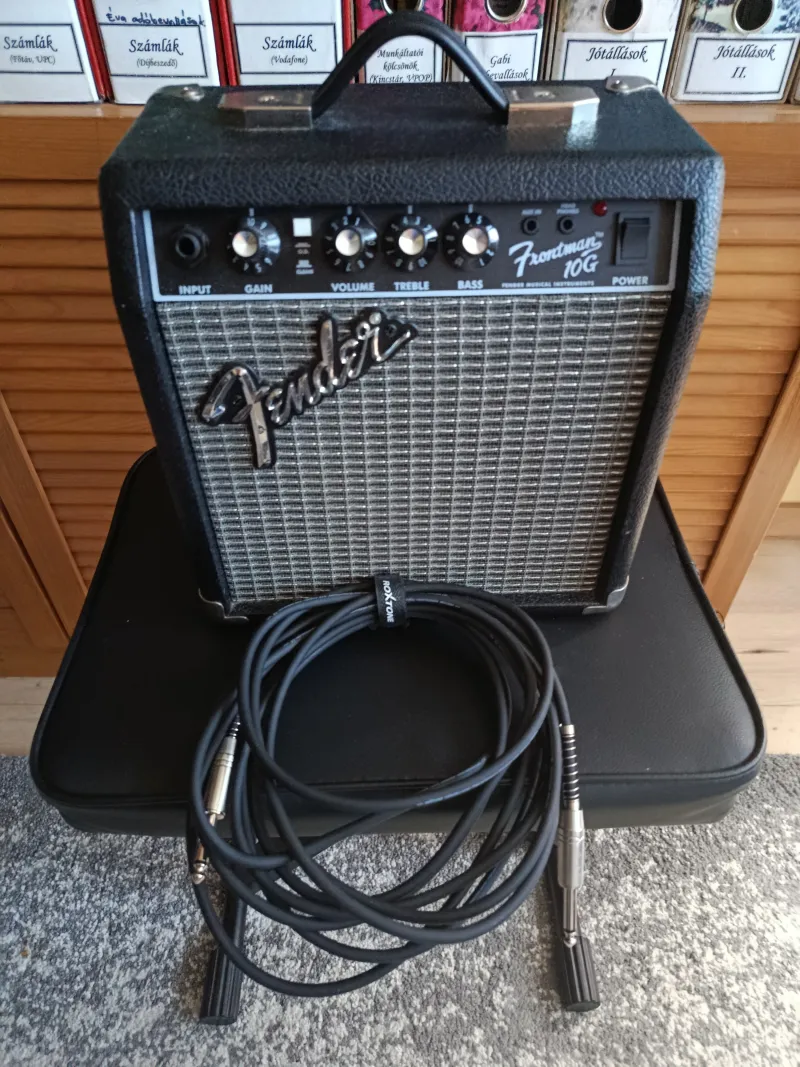 Fender Frontman 10G kombó Gitárkombó Fender Frontman 10G kombó Gitárkombó