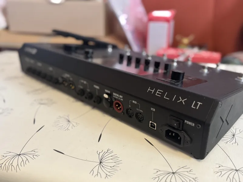 Line6 Helix LT Multi-effect processor Line6 Helix LT Multi-effect processor