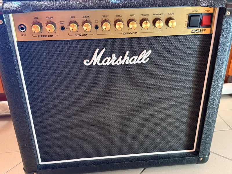 Marshall DSL20 Guitar combo amp Marshall DSL20 Guitar combo amp