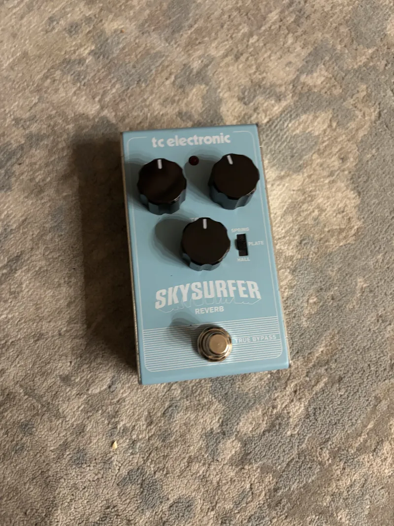 TC Electronic Skysurfer Reverb pedal TC Electronic Skysurfer Reverb pedal
