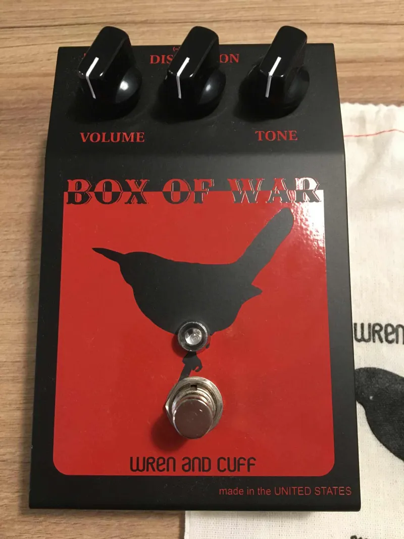 Wren and Cuff Box of War Fuzz Wren and Cuff Box of War Fuzz