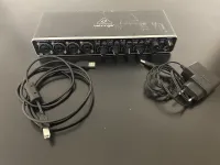 Behringer UMC 404 HD Behringer UMC 404 HD