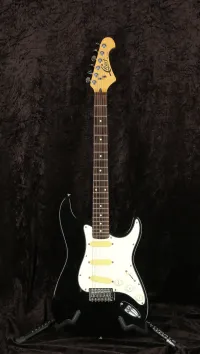Cheri Stratocaster MIK 1991 Cheri Stratocaster MIK 1991