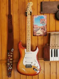 Fender Stratocaster Elektromos gitár - Roger Mooer [Ma, 15:31]