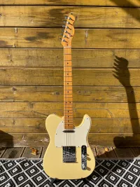 Fender American Standard Telecaster 1996 Vintage White Fender American Standard Telecaster 1996 Vintage White