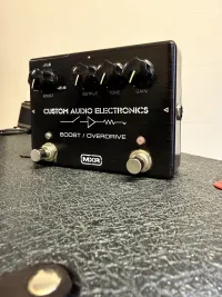 MXR MC402