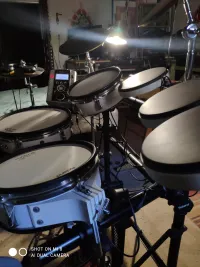 Roland  Elektromos dob - Bakó Jenő Tamás [Tegnap, 22:03]