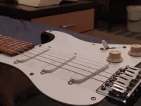 Squier Bullet Strat - felújított, zajtalan E-Gitarre - Blaschke Sebestyén [Today, 1:37 pm]