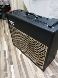 Vox ad 100 vt Vox ad 100 vt