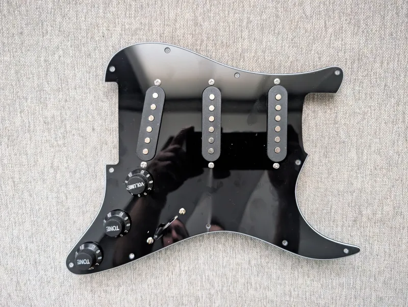 - Stratocaster Hangszedő szett - Stratocaster Hangszedő szett