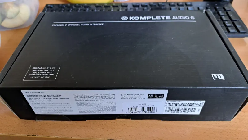 Native Instruments Instruments Komplete Audio 6 mk2 usb External sound card Native Instruments Instruments Komplete Audio 6 mk2 usb External sound card