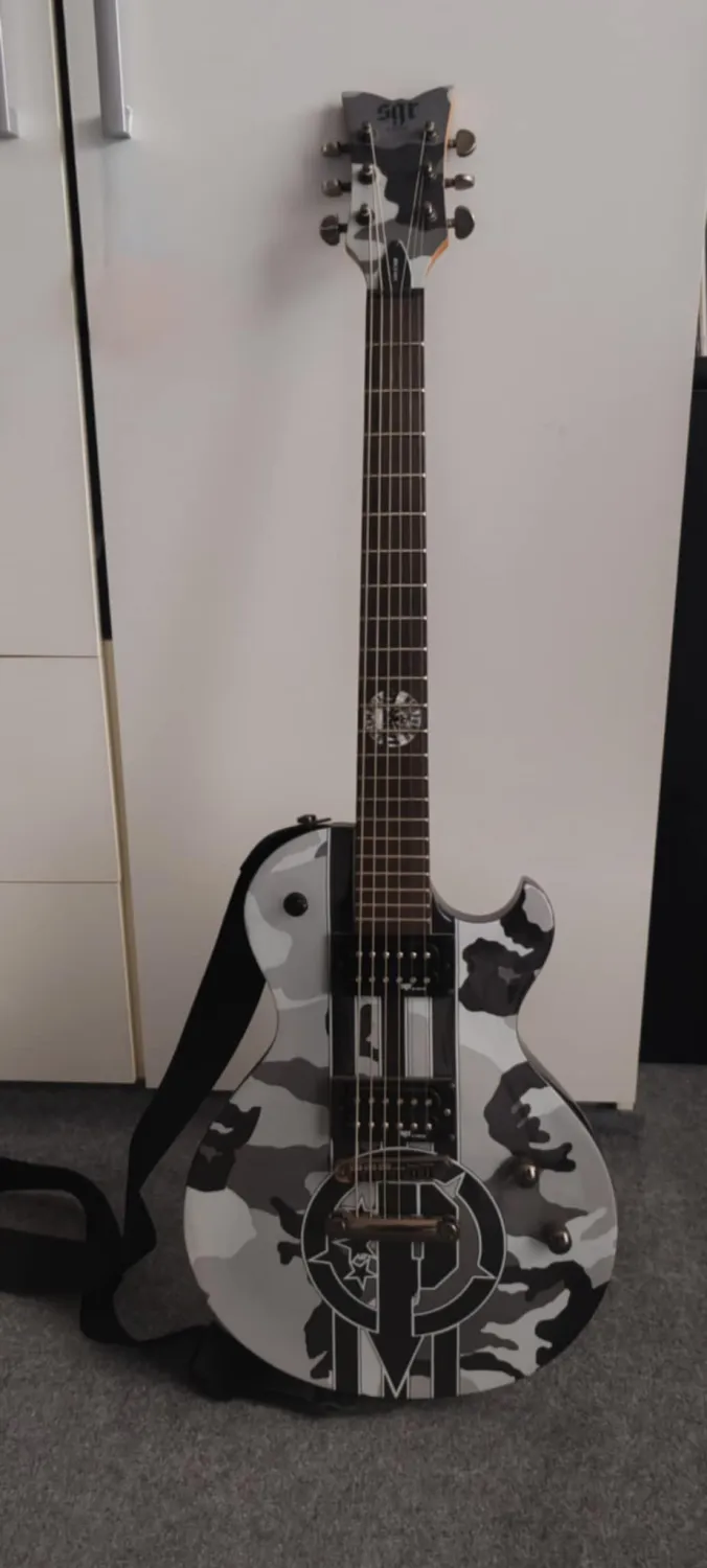 SGR by Schecter Sidi Solo II E-Gitarre SGR by Schecter Sidi Solo II E-Gitarre