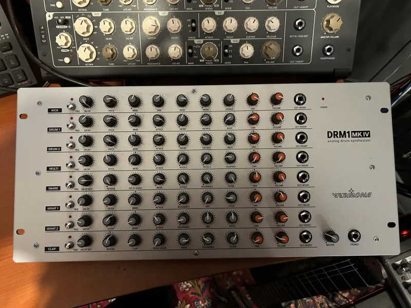 Vermona DRM1 MKIV Trigger Drum machine Vermona DRM1 MKIV Trigger Drum machine