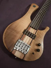 -  Basszusgitár 5 húros - Stonebass [Ma, 16:08]