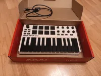 Akai MPK Mini MK3 MIDI billentyűzet - Zsoltiguitarist [Ma, 18:41]