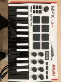 Akai MPK mini mk3