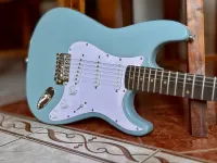 Handmade 1961 Stratocaster Daphne Blue