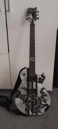 SGR by Schecter Sidi Solo II SGR by Schecter Sidi Solo II