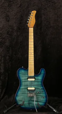 Sire Larry Carlton T7 FM Sire Larry Carlton T7 FM