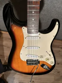 Squier Bullet Stratocaster SSS