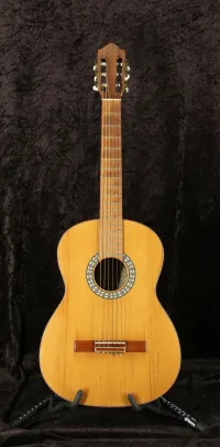 Strunal Amada 4735H 44 Klasszikus gitár - Vintage52 Hangszerbolt és szerviz [Ma, 00:19]