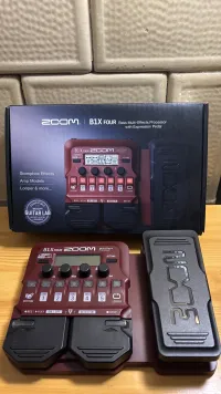 Zoom B1X Four Basszusgitár multieffekt - Franky Deadshine [Tegnap, 21:58]