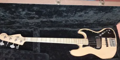 Fender Jazz Bass Marcus Miller signature
