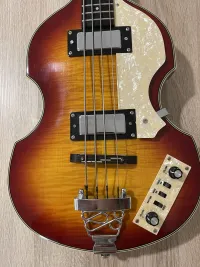Johnson Violin bass