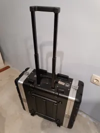 No name Rolling 4U magas rack kerekekkel Gurulós rack - Arri [Tegnap, 23:11]