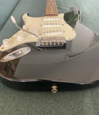 Fender Standard Stratocaster - Made in Mexico - 1998 Linkshänder E-Gitarre - midnight electronics [Today, 3:11 am]