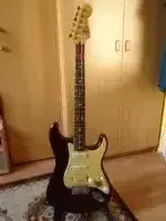 Fender Stratocaster Elektromos gitár - betonagy [Ma, 09:07]