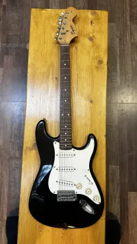 Squier Stratocaster Elektrická gitara - Nándi70 [Day before yesterday, 11:57 am]