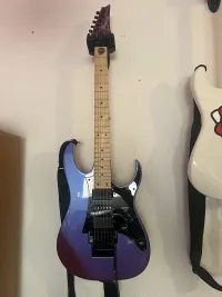 Ibanez RG550 Genesis Purple Neon