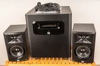 JBL LSR305 hangfal pár és lsr310s mélynyomó szett