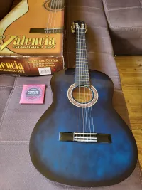 Valencia VC104BUS Blue Sunburst