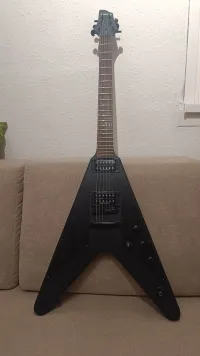 Washburn WV-60 Limited Edition Flying V
