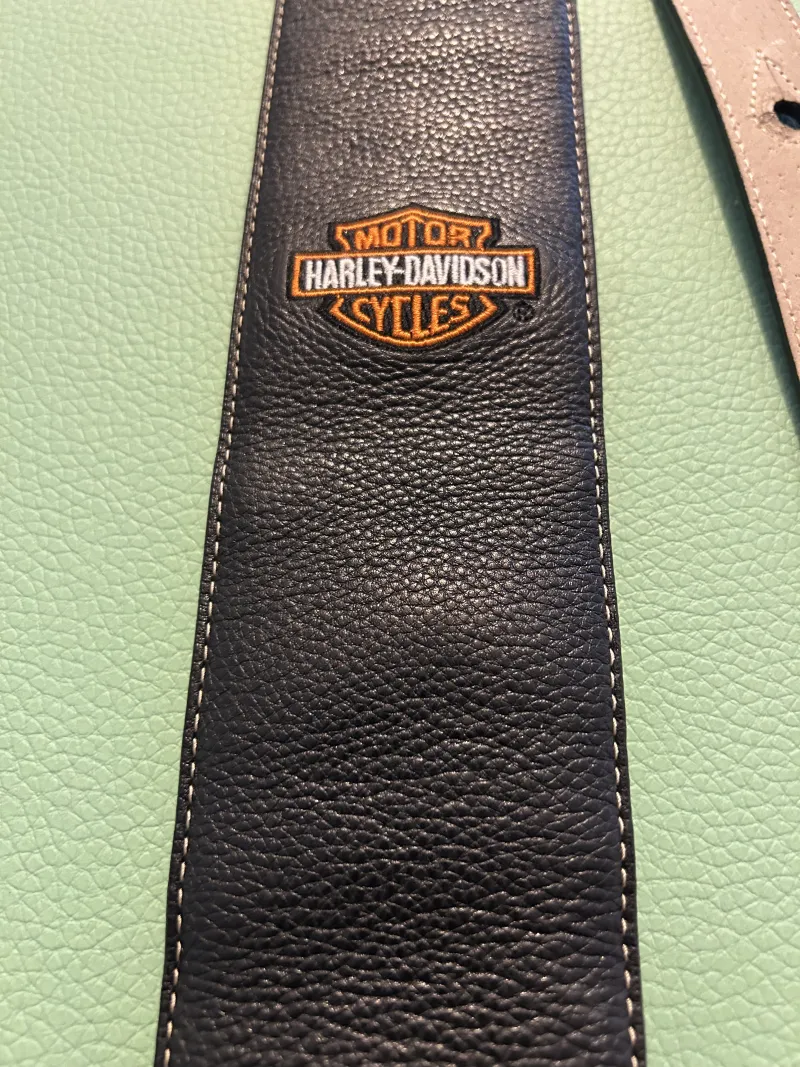 - Harley Davidson bőr Popruh na gitaru