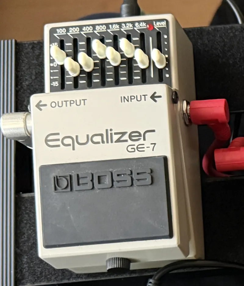 BOSS GE-7 Ekvalizér